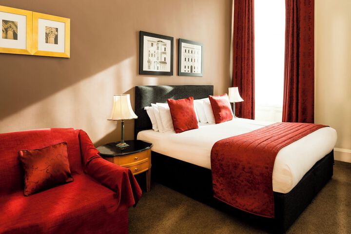 Room 20 of 43