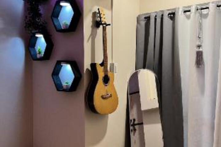 Room 17 of 20