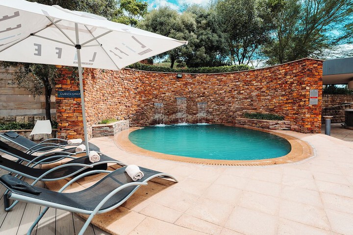 Pool 17 of 38