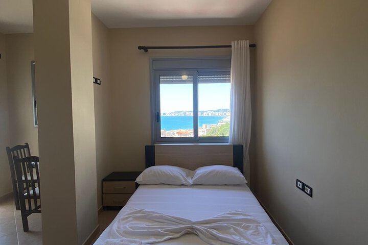Room 18 of 54