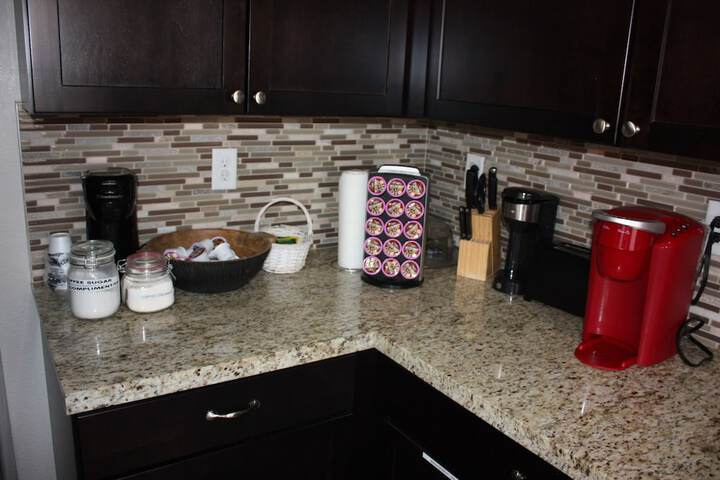 Breakfast/Coffee Service 87 of 101