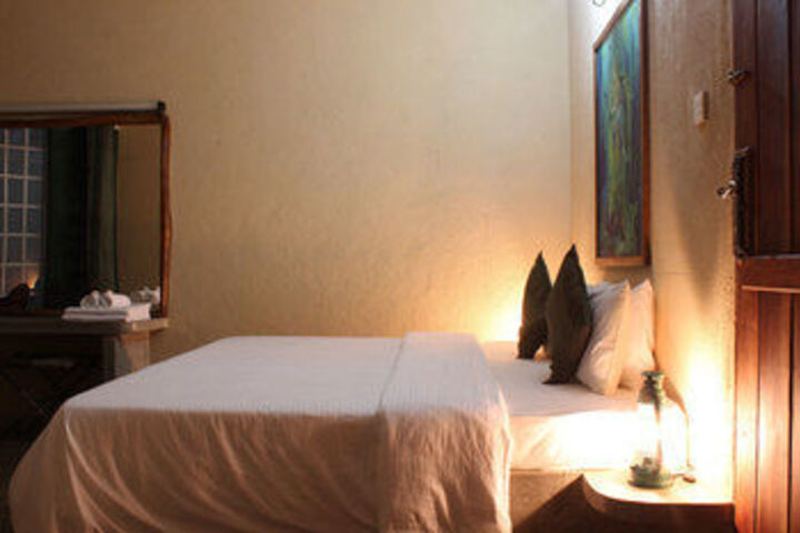 Room 12 of 39