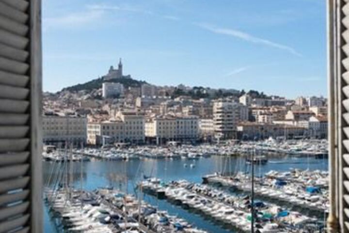 Exterior of Le Port Superbe T2 Sur le Port Vue mer