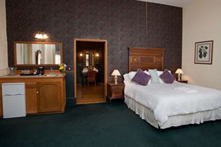 Room 14 of 23