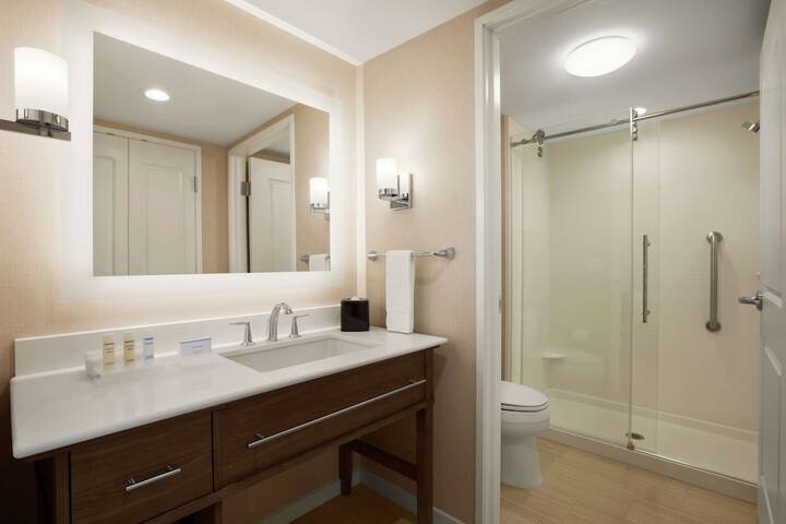 Bathroom shower