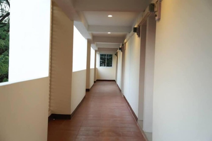 Ballroom/Hall 14 of 22