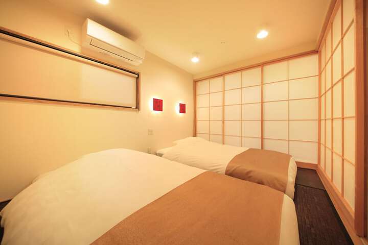 Room 22 of 257