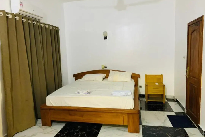 Room 3 of 14