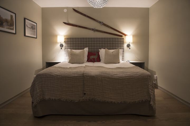 Room 34 of 105