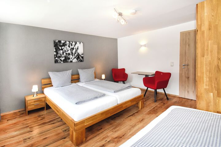Room 2 of 9