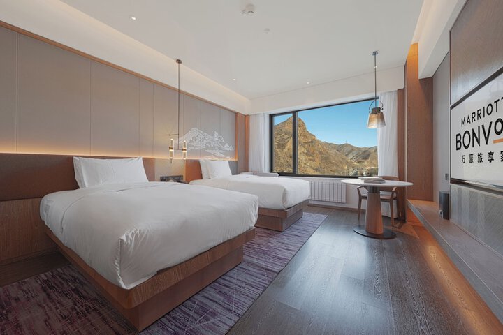 Room 18 of 60