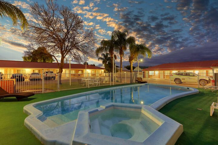 Pool 53 of 62