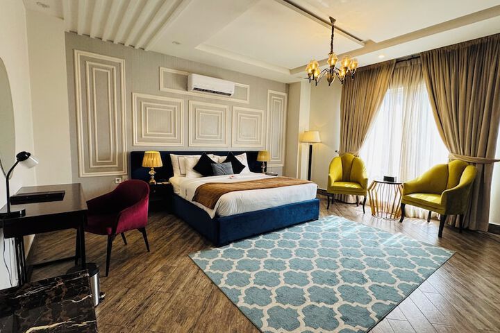 Room 49 of 67