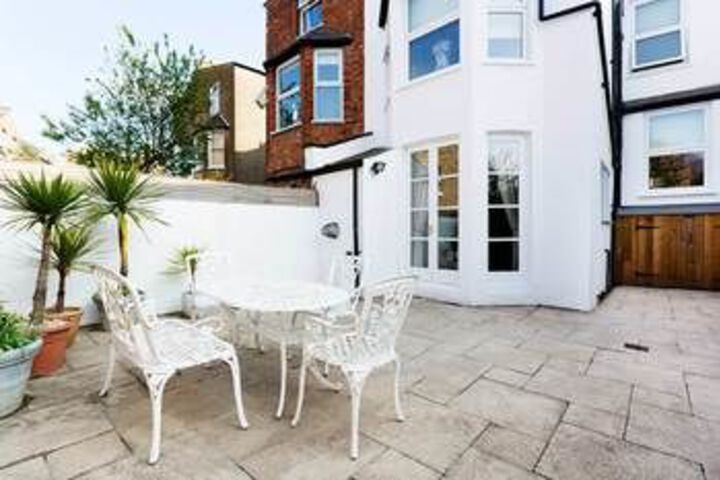 Terrace/Patio 24 of 26