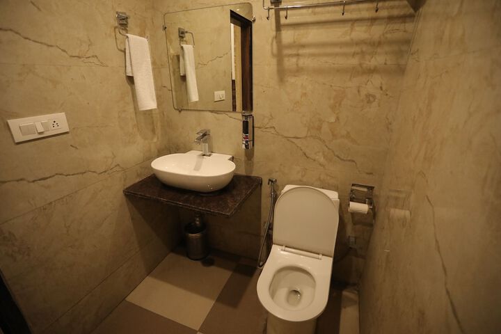 Room 86 of 109