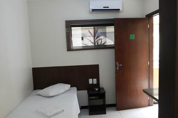Room 14 of 40