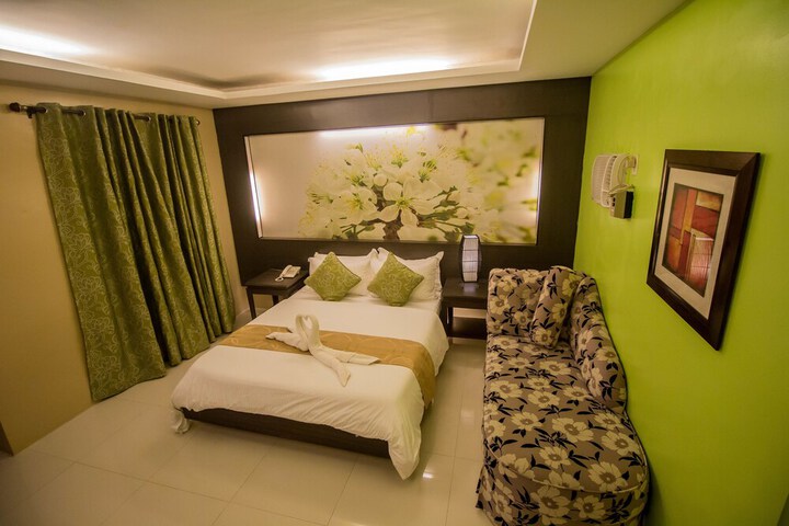 Room 20 of 36