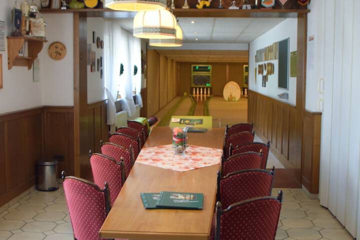 Dining 60 of 92