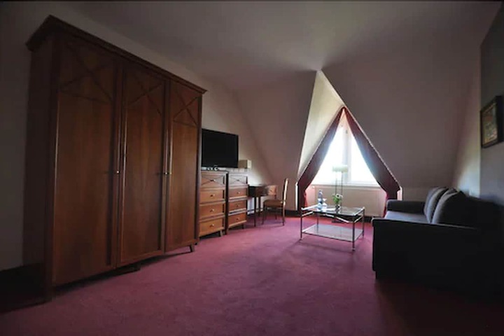 Room 31 of 68