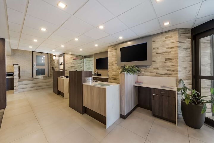 Guest Lobby