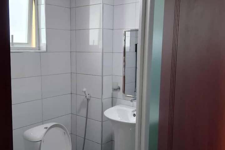Room 119 of 150