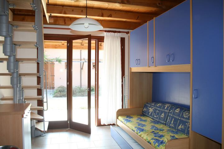 Room 3 of 24