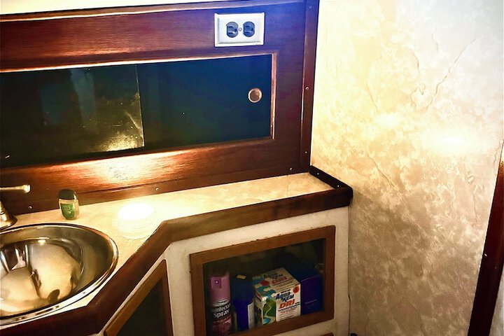Room 10 of 22