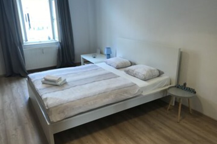 Room 14 of 35