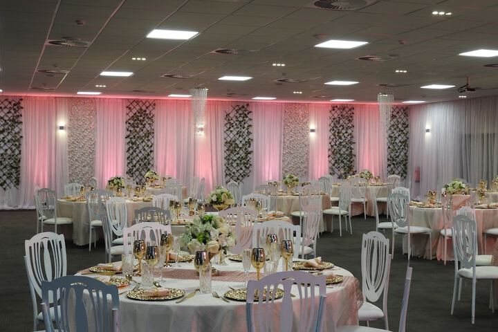 Ballroom/Hall 56 of 70