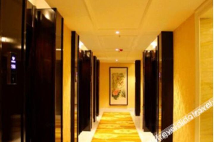Hotel Interior 9 of 26