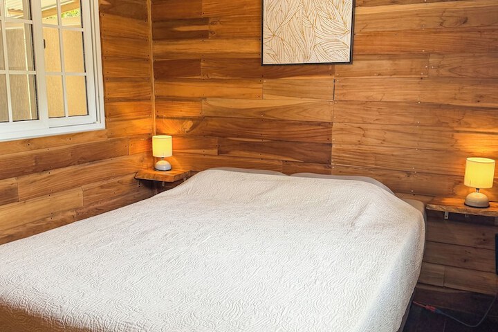 Room 4 of 19