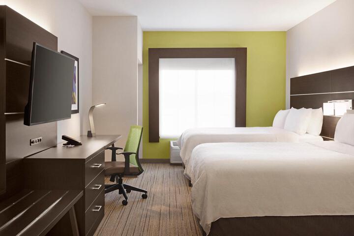 1 King Bed Suite (5 of 11)