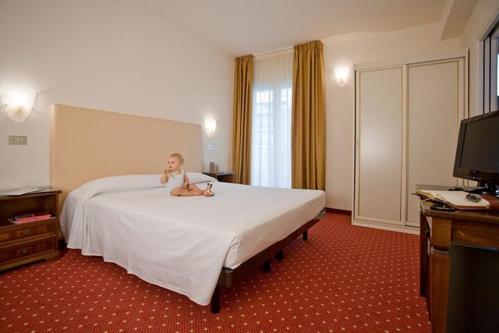 Room 12 of 59