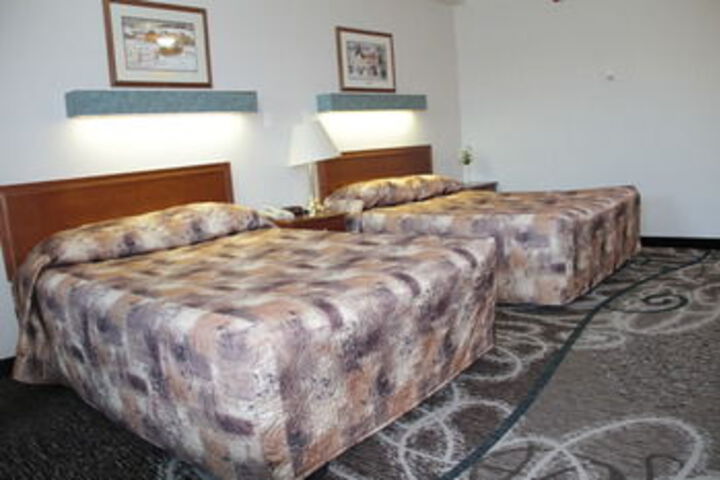 Room 12 of 37
