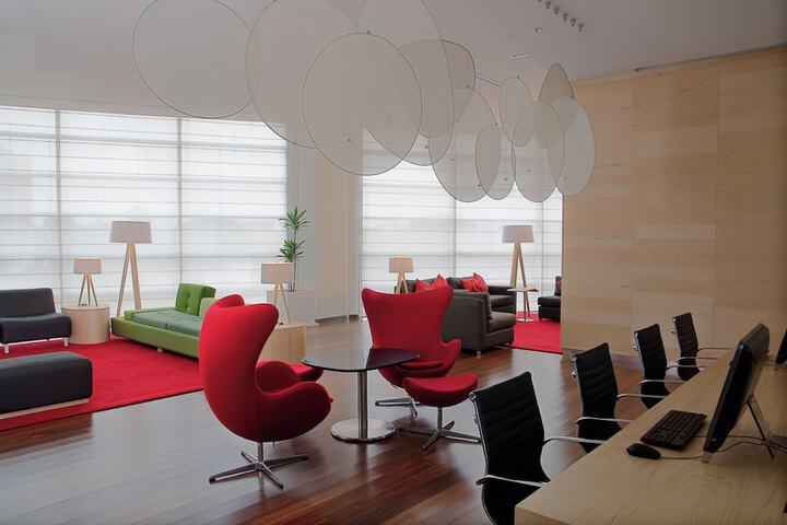 Business Center 48 of 54