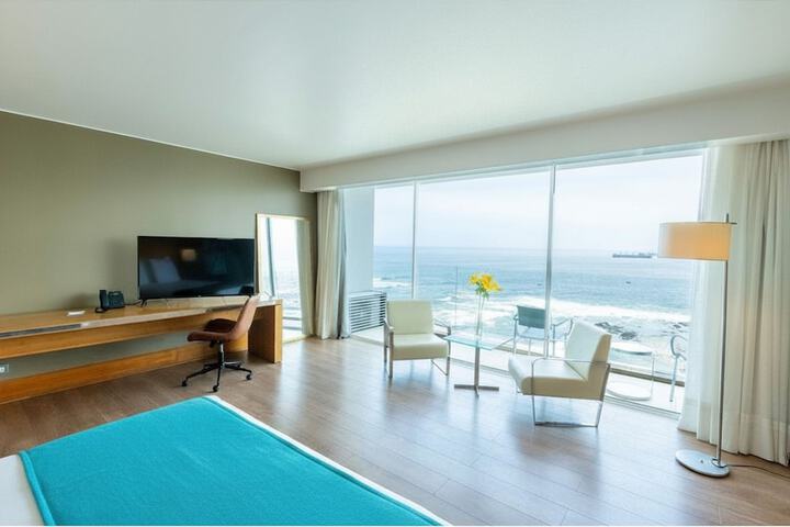 Room 12 of 49