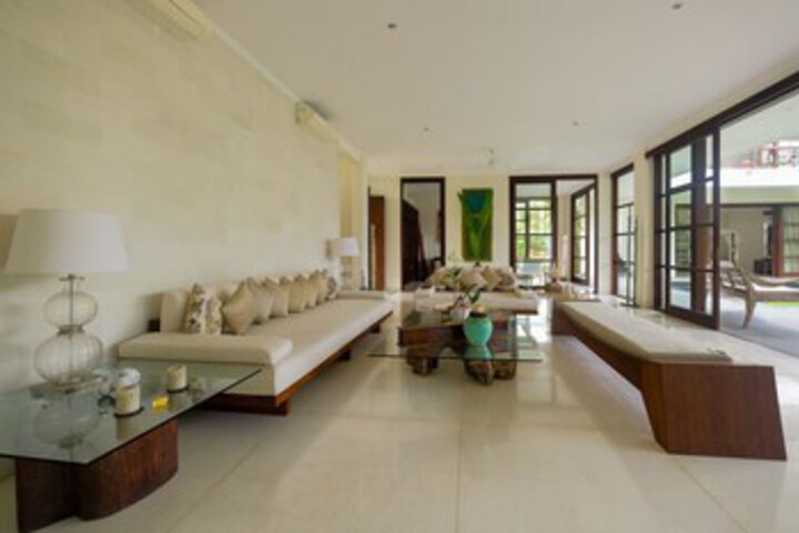 Room 16 of 33
