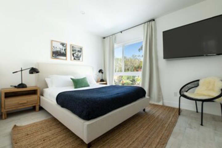 Room 22 of 27