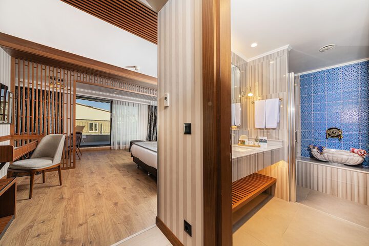 Room 17 of 130