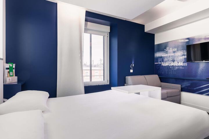 Room 14 of 55