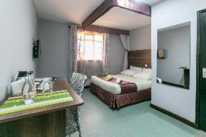 Room 21 of 23
