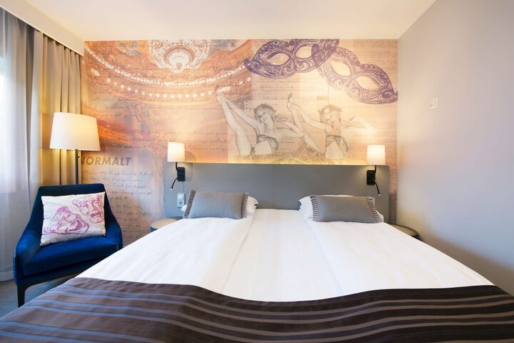 Room 15 of 57