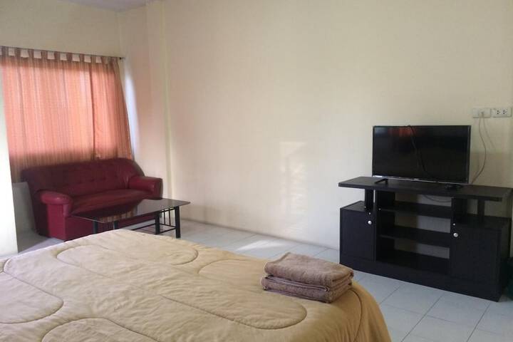 Room 16 of 36