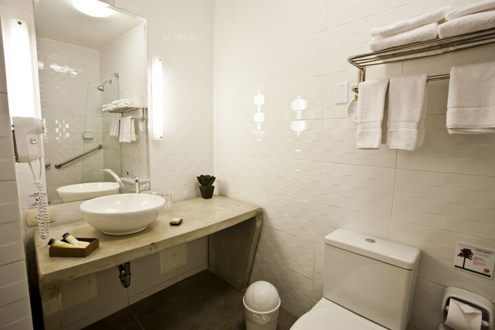 Clean Restrooms