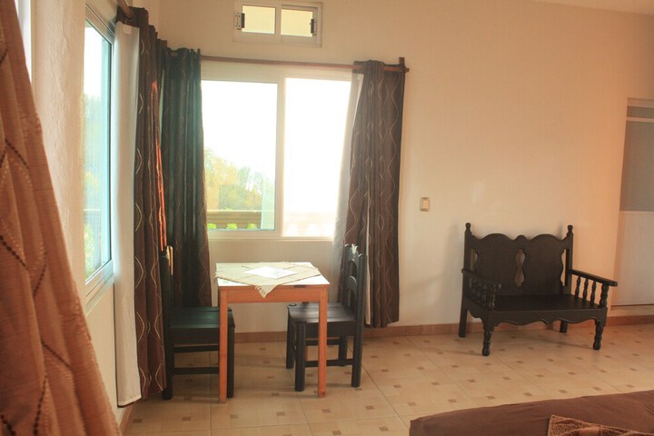 Room 17 of 29