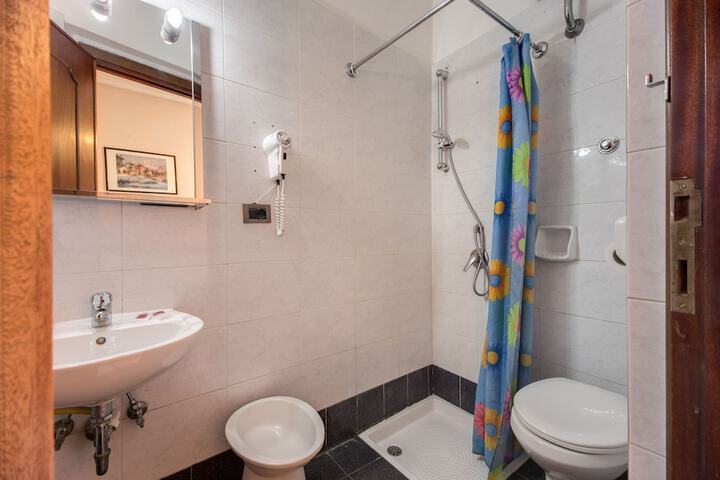 Clean Restrooms