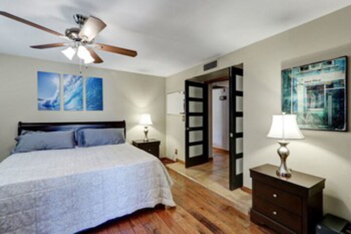 Room 34 of 38