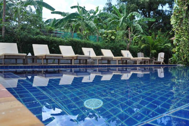 Pool 7 of 8