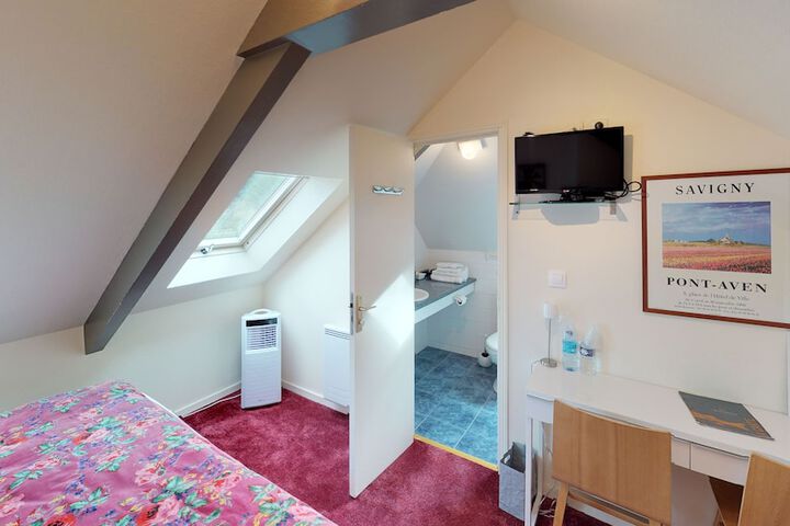 Room 14 of 34