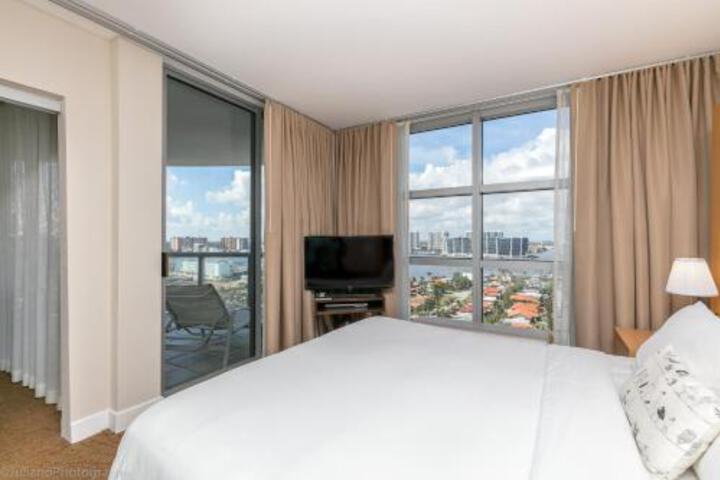 Marenas #1908 in Sunny Isles Beach, FL